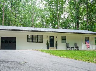 4122 Birch Dr, Huntingtown, MD 20639