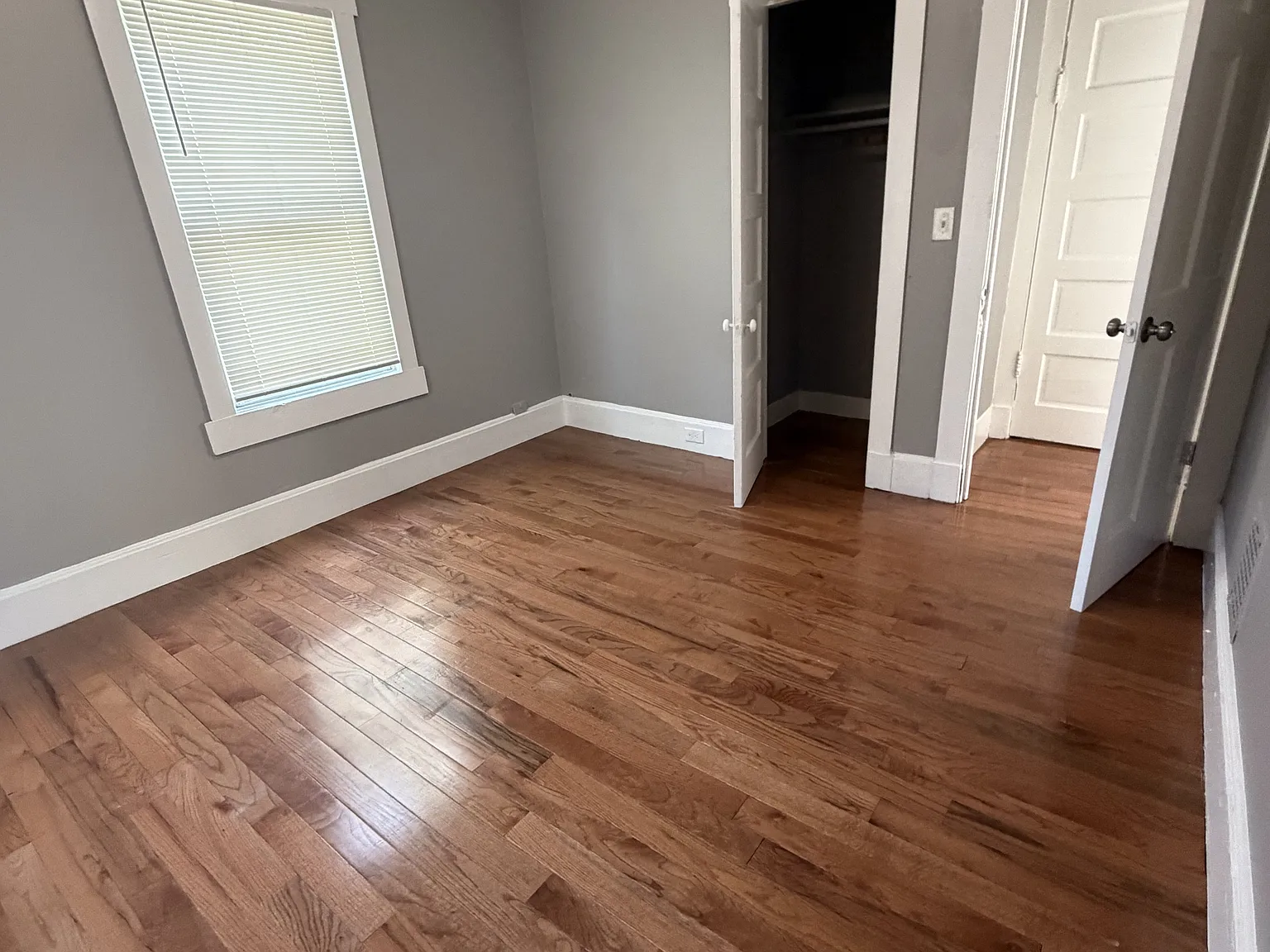 2 bed, 1027 sqft, $1,800 — Photo 3