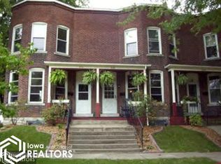 930 N 4th St #TOWNHOUSE, Burlington, IA 52601