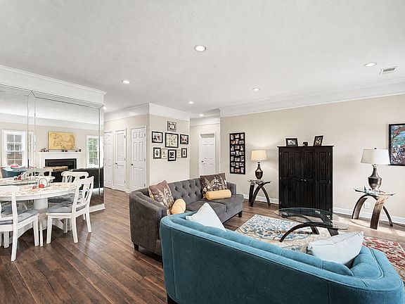 4th image of 209 Wynbrook Ct