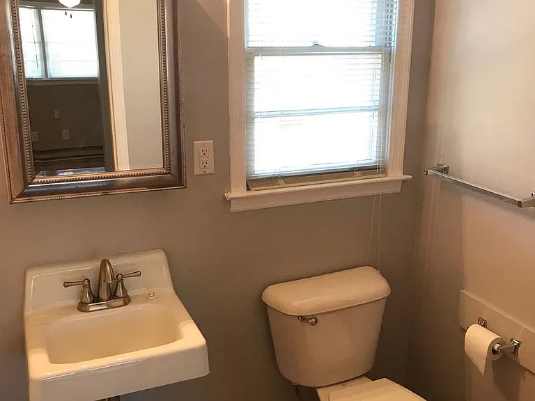 1020 W Hancock Ave — Photo 20