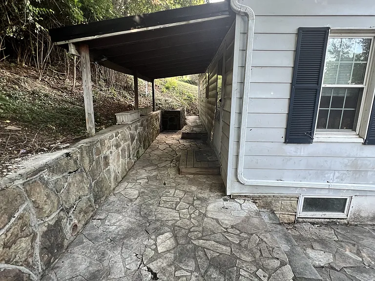 1219 East Dr — Photo 16