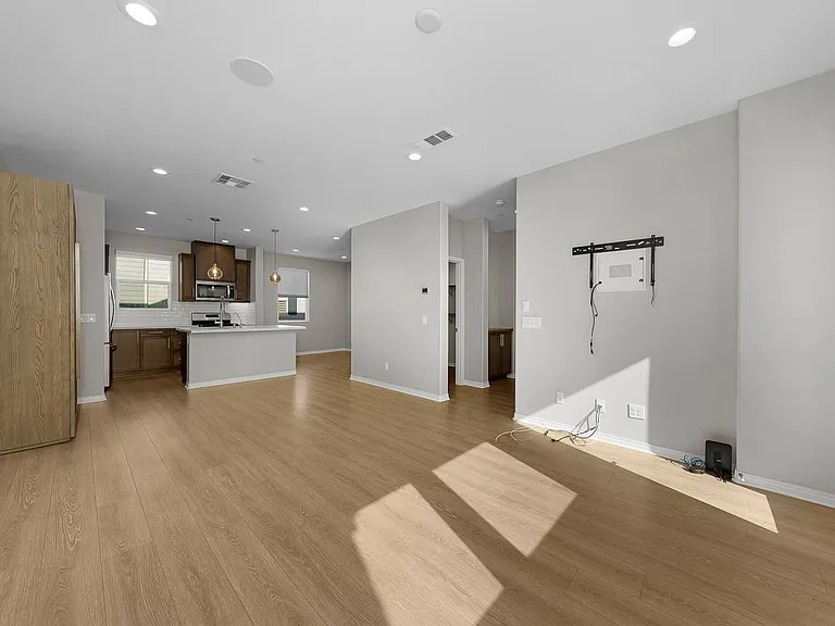 507 Sanderling Ln — Photo 29