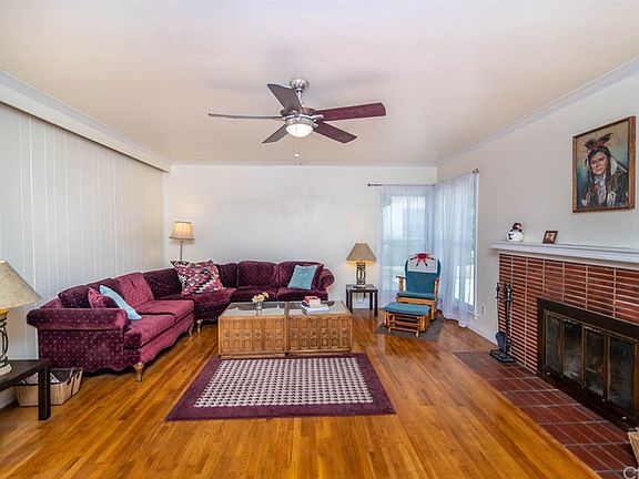 5th image of 3250 N Mayfield Ave