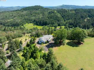 462 Lillian Ln, Roseburg, OR 97471