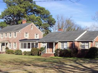 1517 N Main St, Scotland Neck, NC 27874