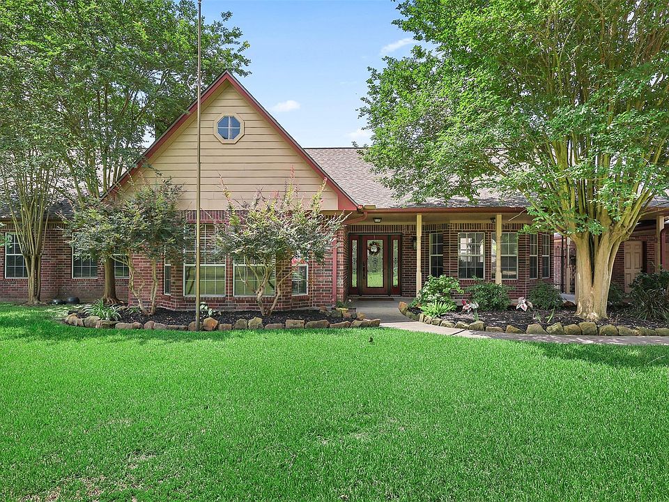 1st image of 1133 Helen Dr