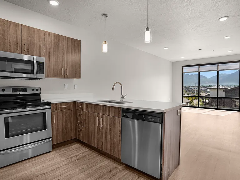 Gardner Station Apartments — Photo 19