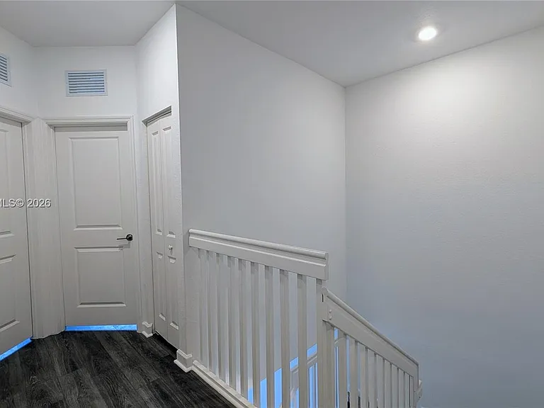 11811 SW 247th Ter #11811 — Photo 32