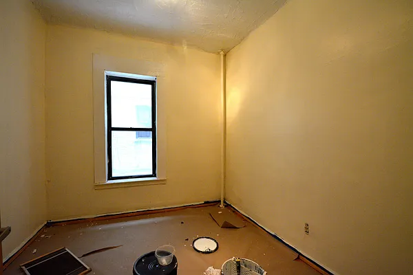 Rented by Nooklyn NYC LLC | media 36