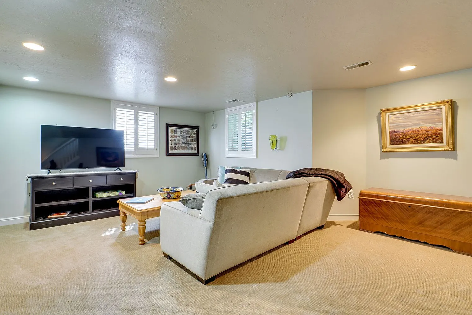 2 bed, 3.0 bath, 1399 sqft, $4,276 — Photo 2