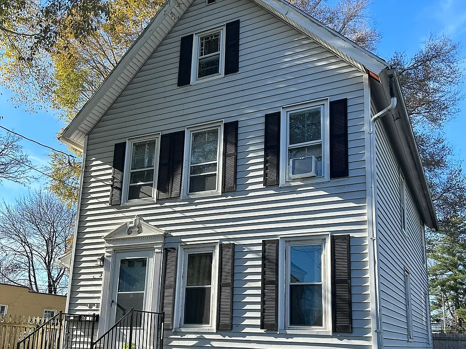 3 Florence Ave #1
