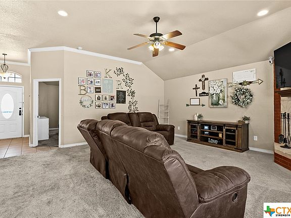 4th image of 3801 Dodge City Dr
