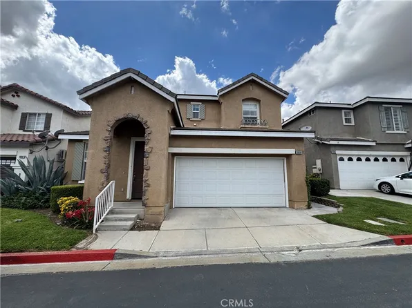28291 Cedar Ln, Saugus, CA 91350