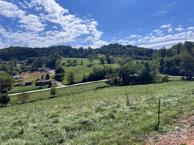 11 N Turkey Creek Rd, Leicester, NC, 28748
