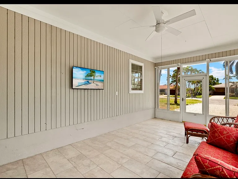1932 Roseate Ln — Photo 12