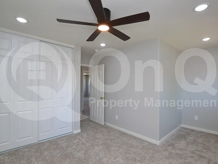 655 E Winchester Way — Photo 12