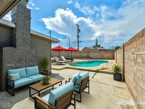 5th image of 712 Harper Cir
