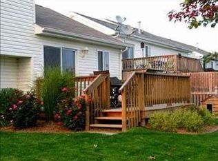 16517 Grant St, Omaha, NE 68116