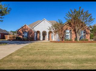 9557 Lochfield Dr, Pike Road, AL 36064