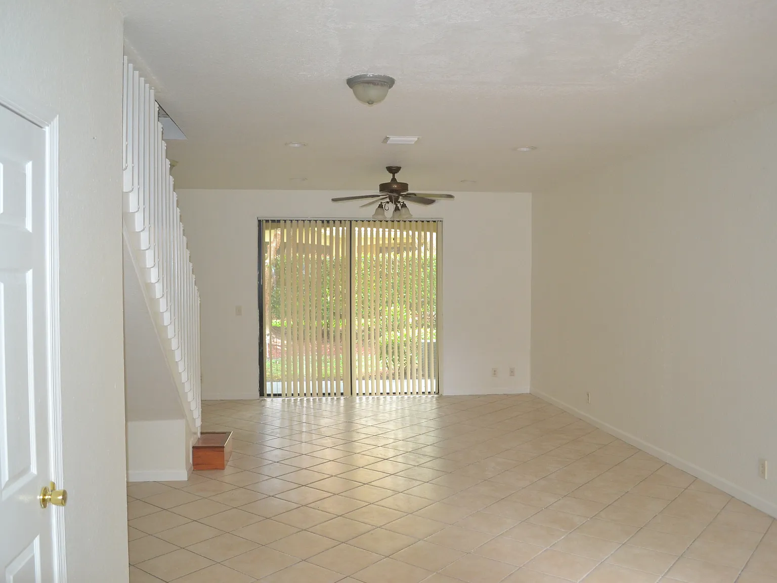 3973 Orange Tree Ln — Photo 4
