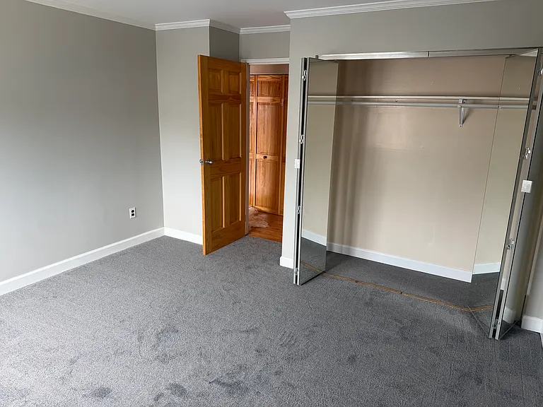 12 Tuttle St #2D — Photo 11