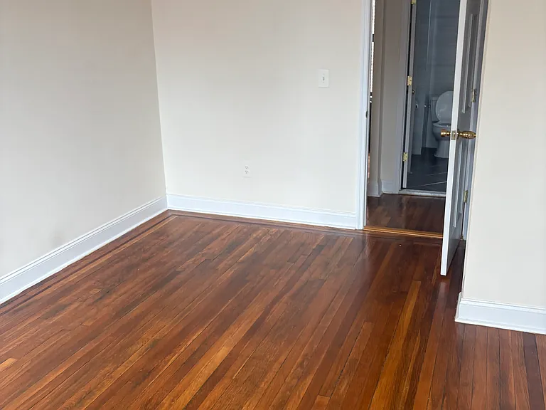 501 W 184th St #5A — Photo 8