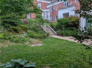 3610 Valley Dr, Alexandria, VA 22302
