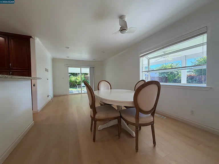 397 Ann Ct — Photo 5