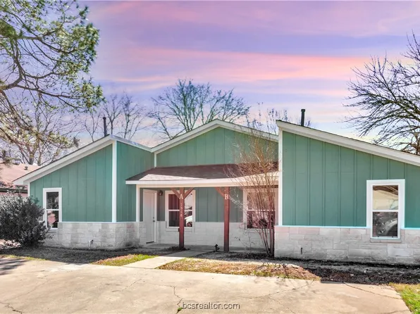 1518 Pine Ridge Dr, College Station, TX 77840