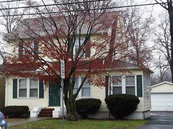 417 Bound Brook Rd, Middlesex, NJ 08846