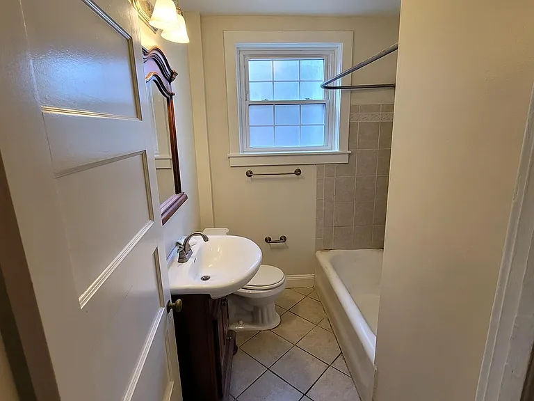 3800 Canterbury Rd — Photo 1