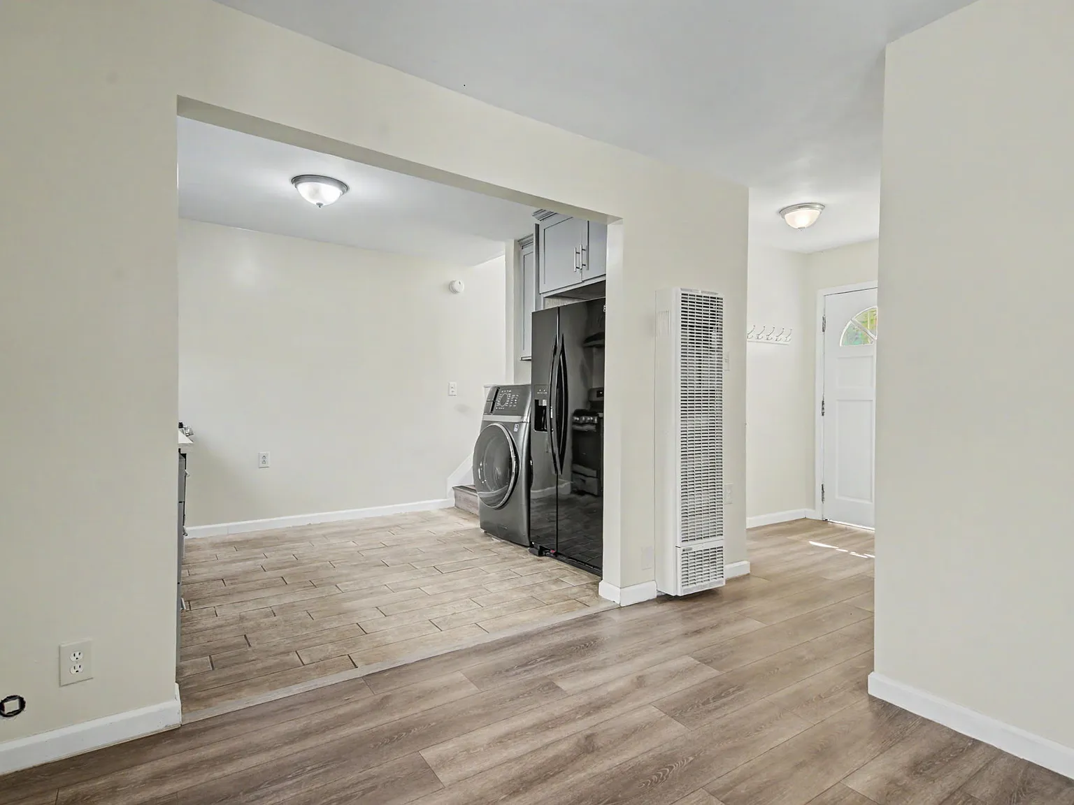 3 bed, 1.5 bath, 1100 sqft, $3,500 — Photo 1