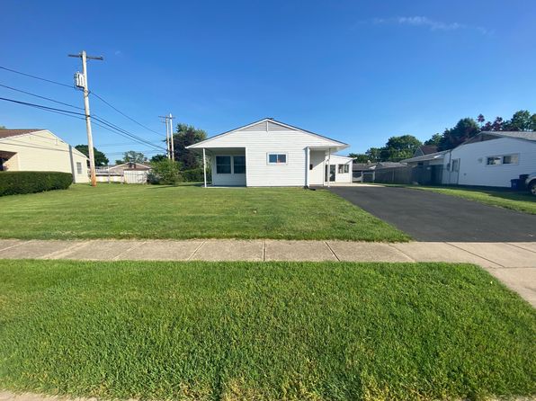 40 Elm Ln