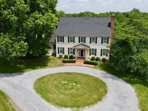 2nd image of 34294 Bridgestone Ln