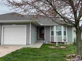 3356 SW Chelsea Cir, Topeka, KS 66614
