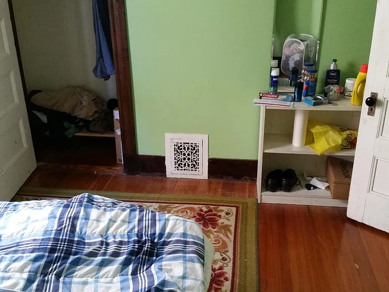 Room 2 to be rented