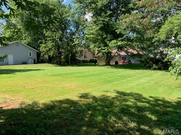 1007 Bridle Spur Ln, Lake Saint Louis, MO 63367