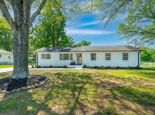 1565 N Highway 101, Greer, SC 29651
