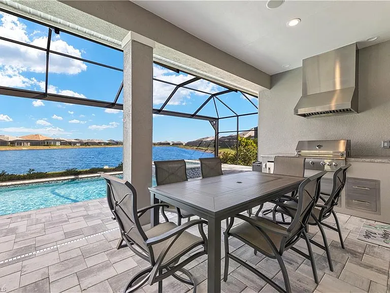 14265 Laguna Springs Ln — Photo 23