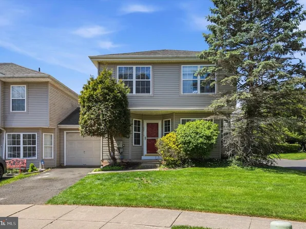 157 Beckys Cor, Chalfont, PA 18914