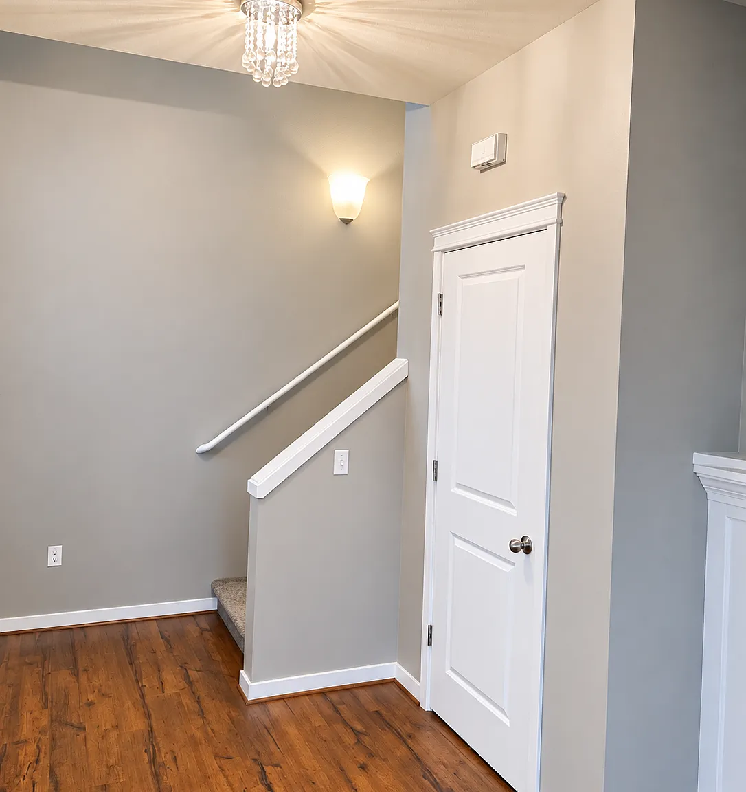 4 bed, 2.5 bath, 1868 sqft, $3,995 — Photo 2