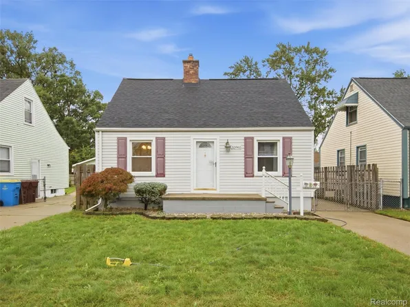 33965 Stellwagen St, Wayne, MI 48184