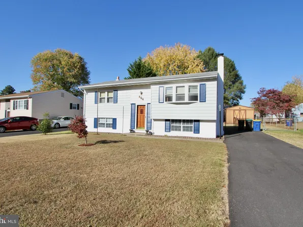 404 Roberts Dr, Smyrna, DE 19977