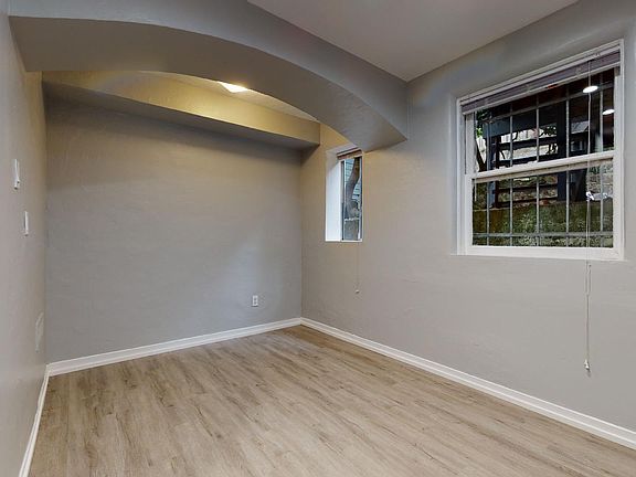 5th image of 180 Stanyan Blvd