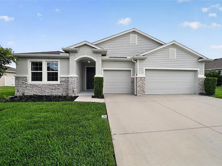 4572 SW 65th Pl — Photo 5