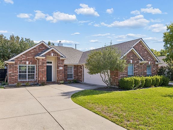 2nd image of 1592 Mahogany Dr