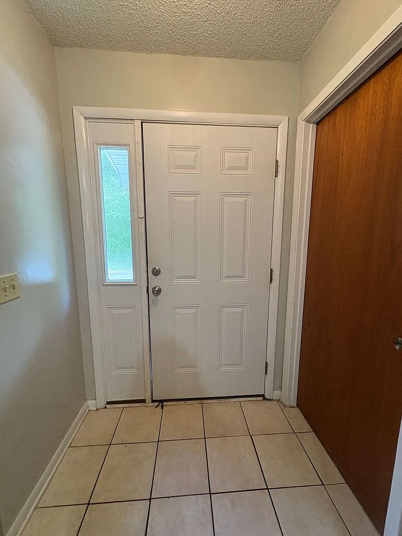 Rolling Acres Townhome. — Photo 2