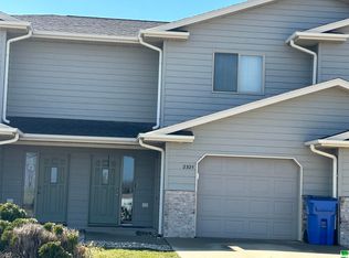 2325 E Main St, Vermillion, SD 57069