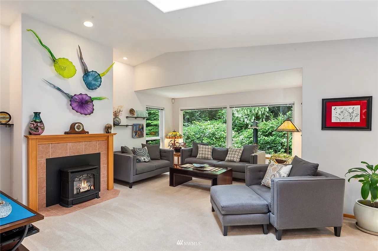 3 bed, 1724 sqft, $2,750 — Photo 2